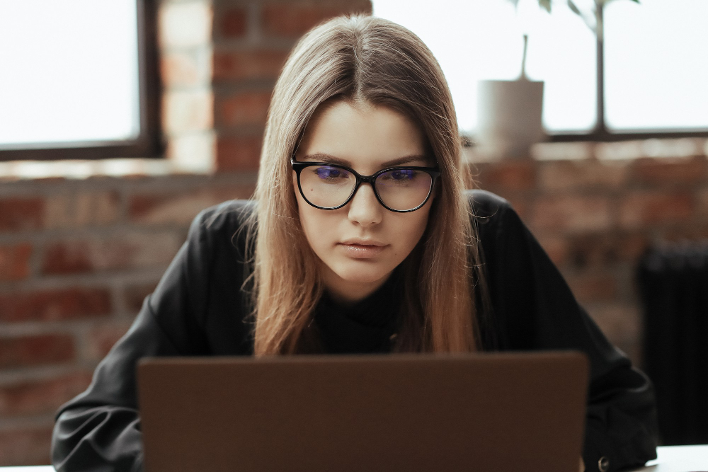 Glasses to protect eyes from computer screen deals